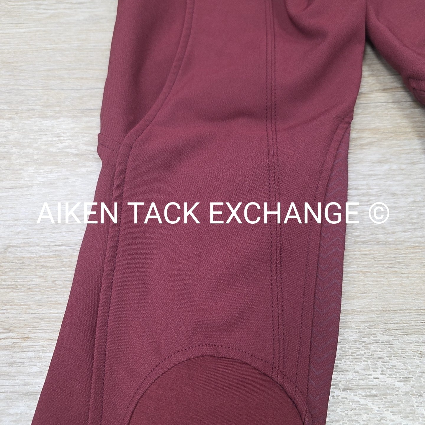 Ariat Prelude 4 Way Stretch Silicone Grip Knee Patch Breeches, Size 22 L