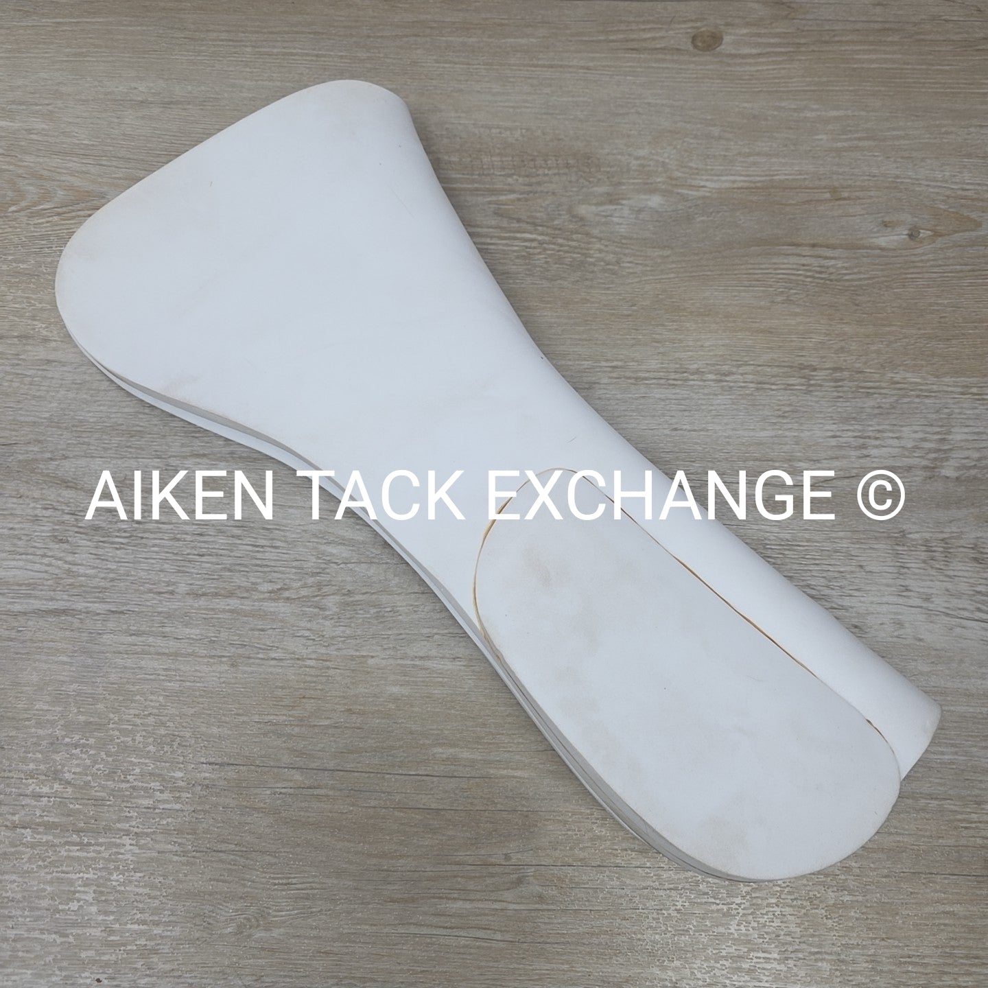 Wintec Raised Comfort Pad w/ Rear Rise