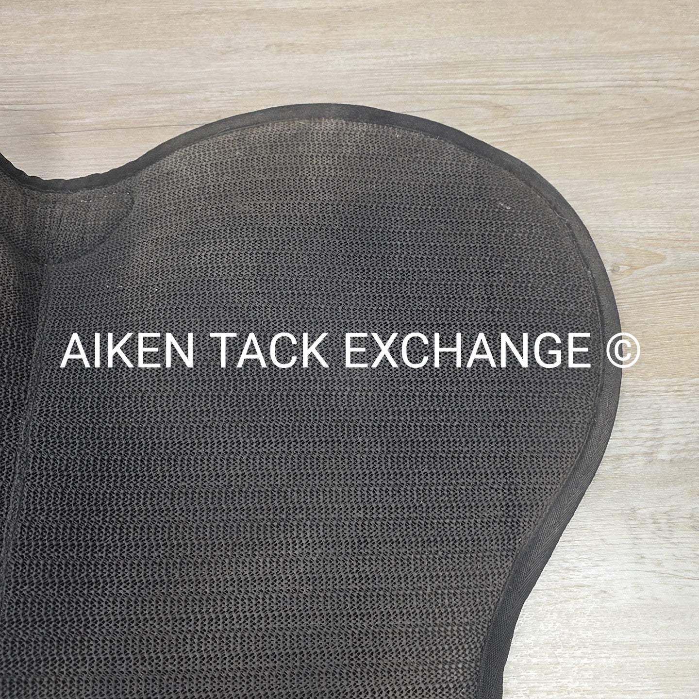 Tough1 Competition Shim Saddle Pad (missing 2 shims)