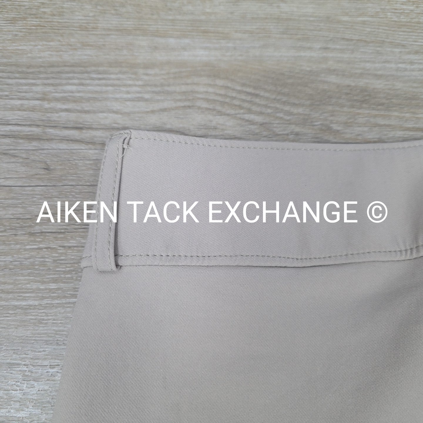 Equinavia Astrid Silicone Knee Patch Breeches, Women's 32 (has blemishes)