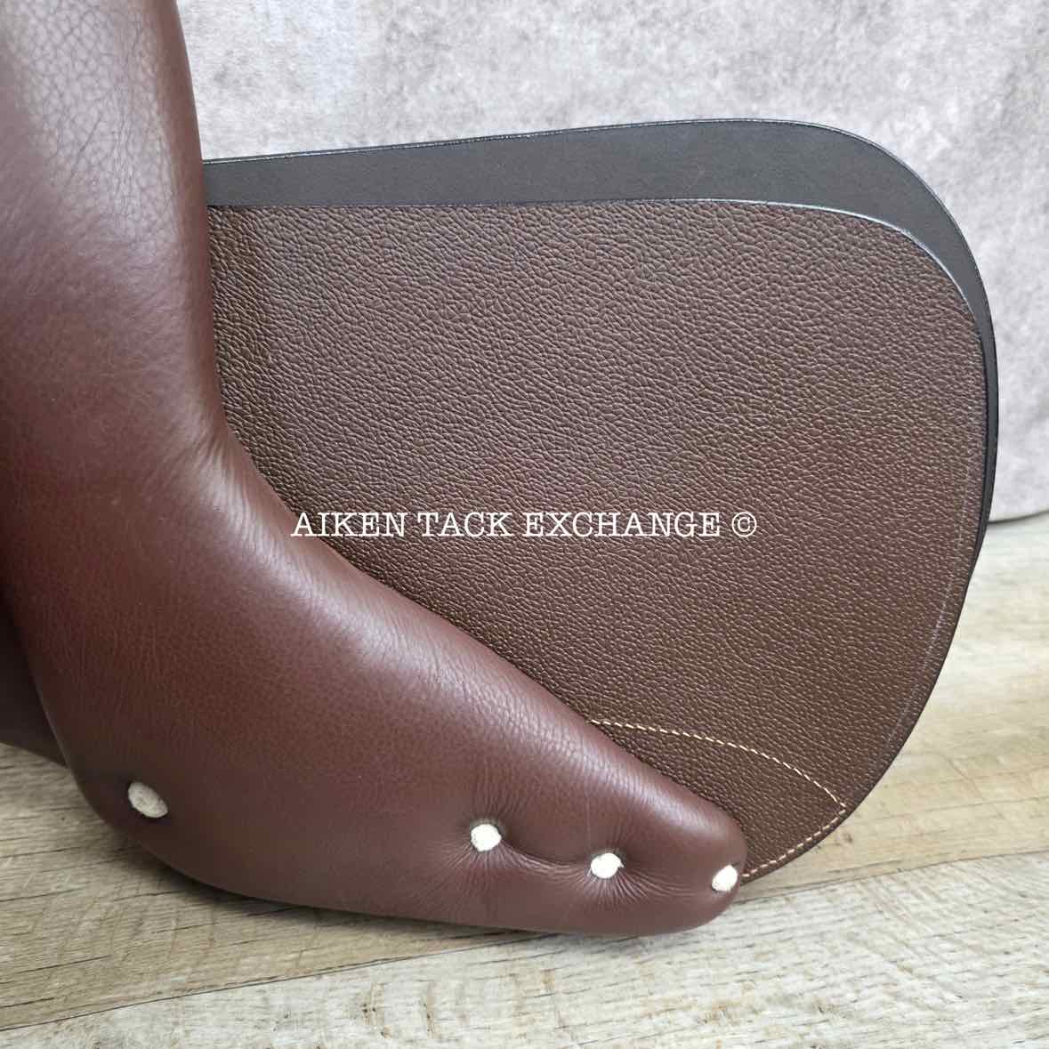 HDR - Henri de Rivel Novice Club Close Contact Jump Saddle, 14" Seat, Regular / Medium Tree, Foam Panels