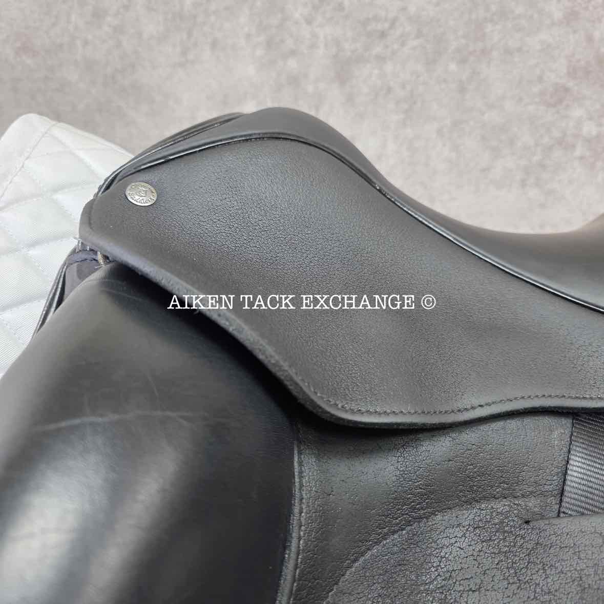 2017 Custom Saddlery Icon Flight Monoflap Dressage Saddle, 17.5" Seat, Adjustable Tree, Wool Flocked Hybrid Panels