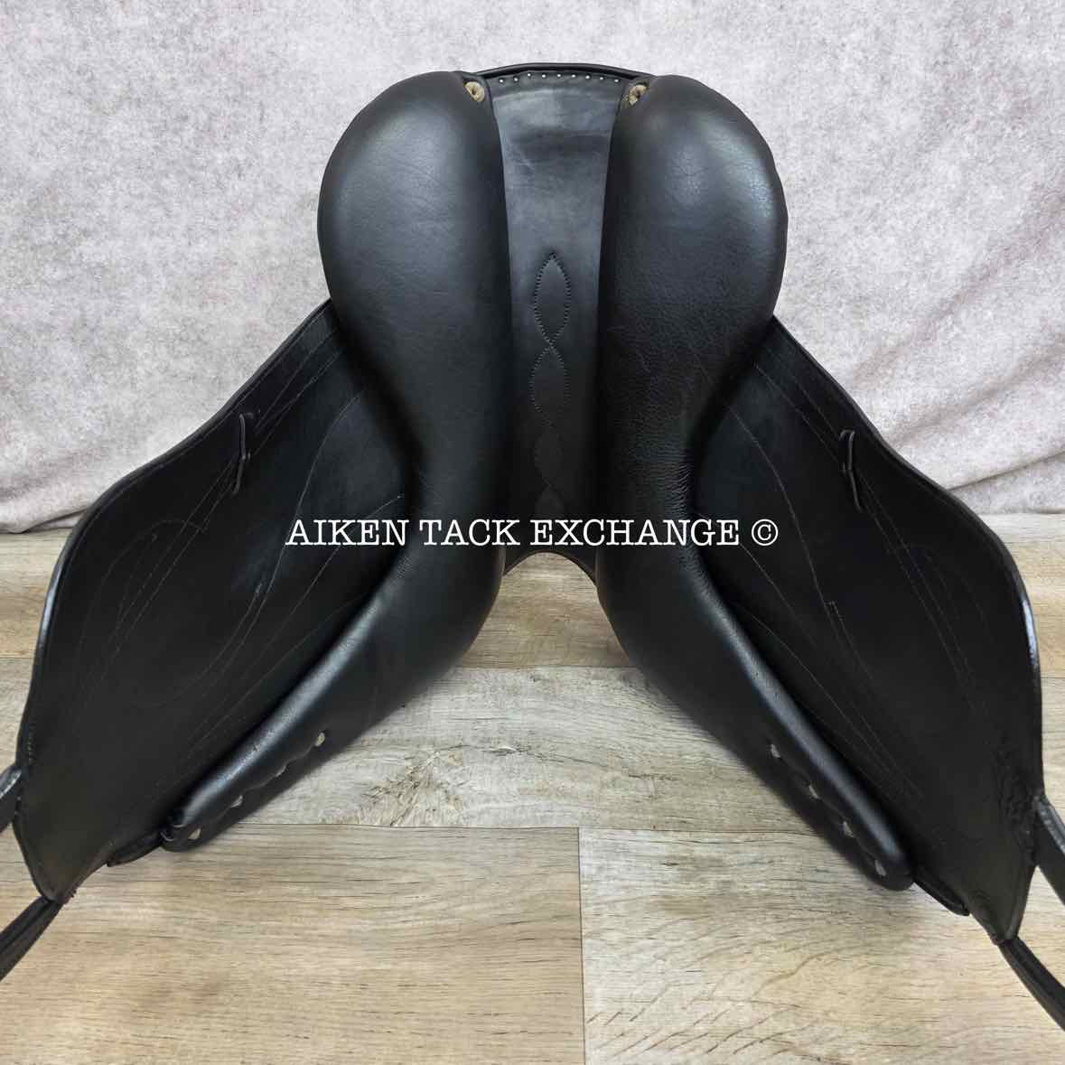 2015 GMD Germida Ratomka Piaffe Monoflap Dressage Saddle, 16.5" Seat, Wide Tree, Foam Panels