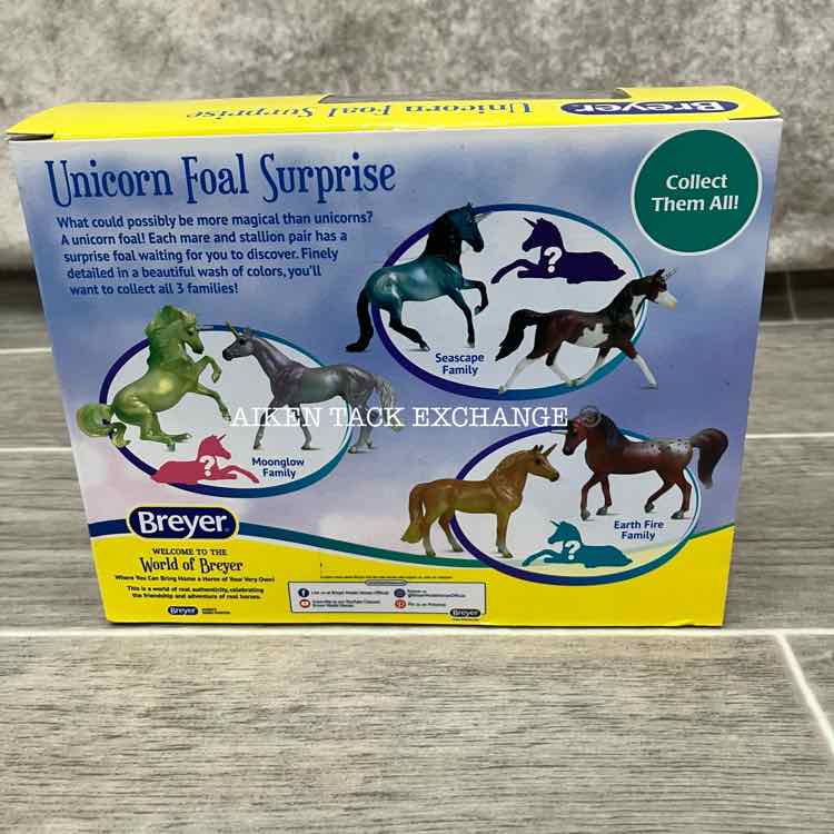 Breyer Unicorn Foal Surprise, Green & Pink
