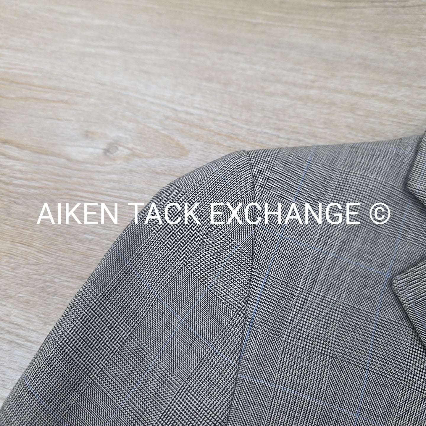 The Elite Show Coat, Size 12 R