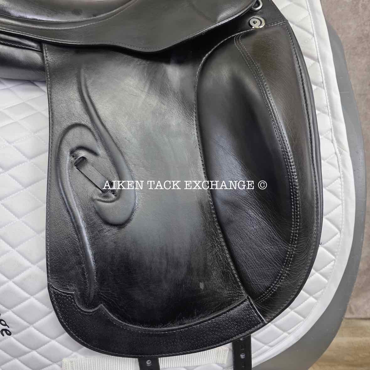 **SOLD** 2010 Prestige Venus K Monoflap Dressage Saddle, 17" Seat, 34 Tree - Medium Wide, Wool Flocked Panels