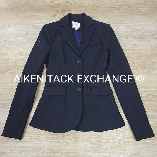 Samshield Show Coat, Size 2