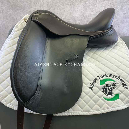 **SOLD** 2019 JRD Bella Dressage Saddle, 17.5" Seat, Medium Tree, Wool Flocked Panels
