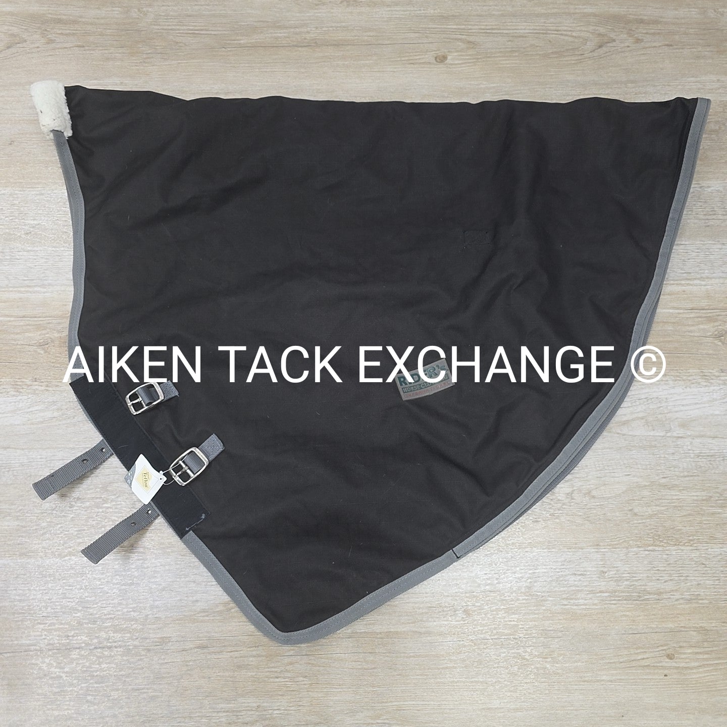 Dover Saddlery Riders International 0 G Fill Neck Cover, Size Large