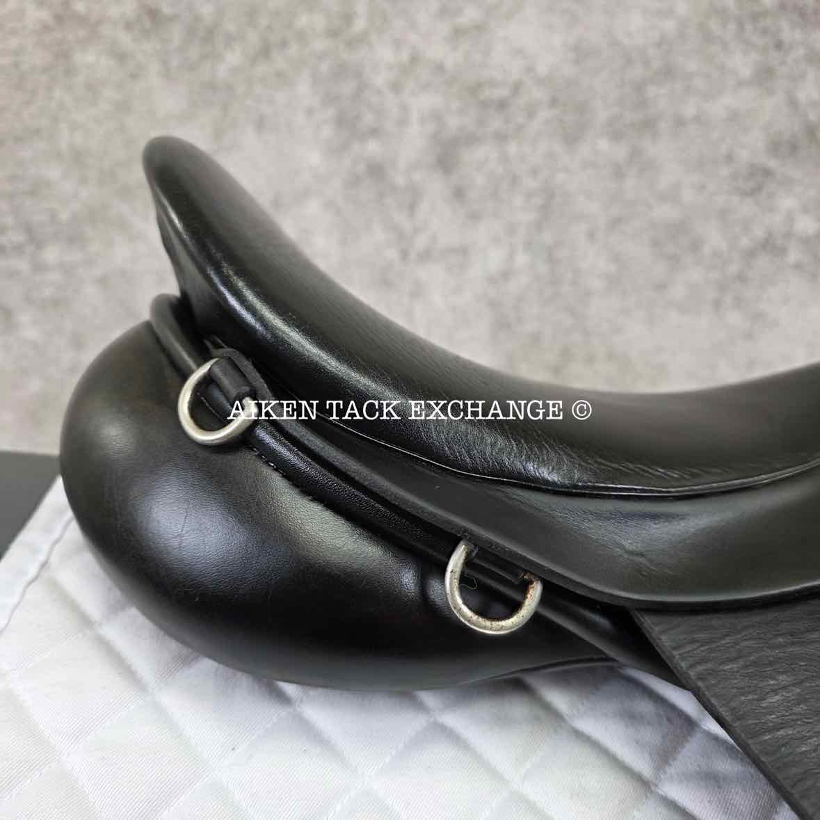1999 County Eventer All Purpose Saddle, 17.5" Seat, Medium Tree, Wool Flocked Panels