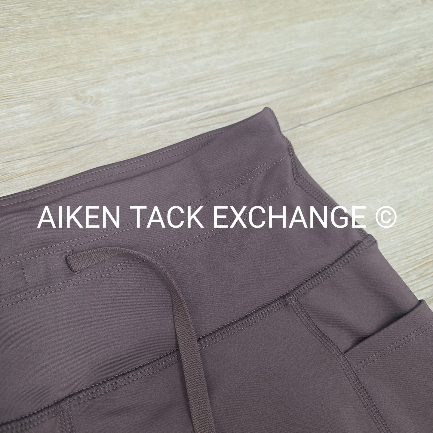 NYL Leggings with Pockets, Women's Medium