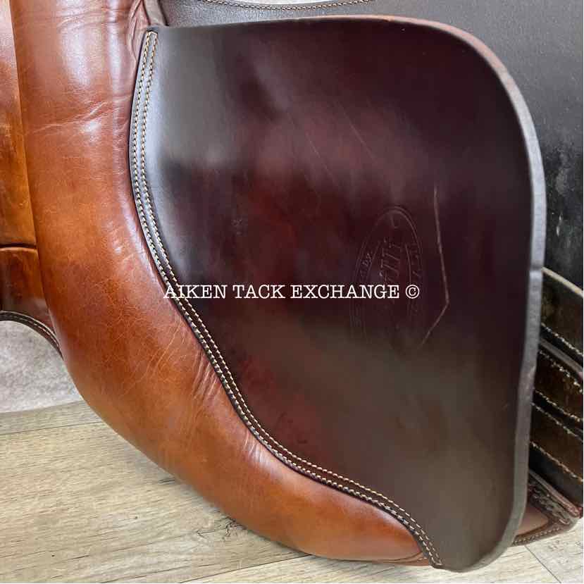 **SOLD** 2008 Bates Close Contact Jump Saddle, 17.5" Seat, Adjustable Tree - Changeable Gullet, CAIR Panels