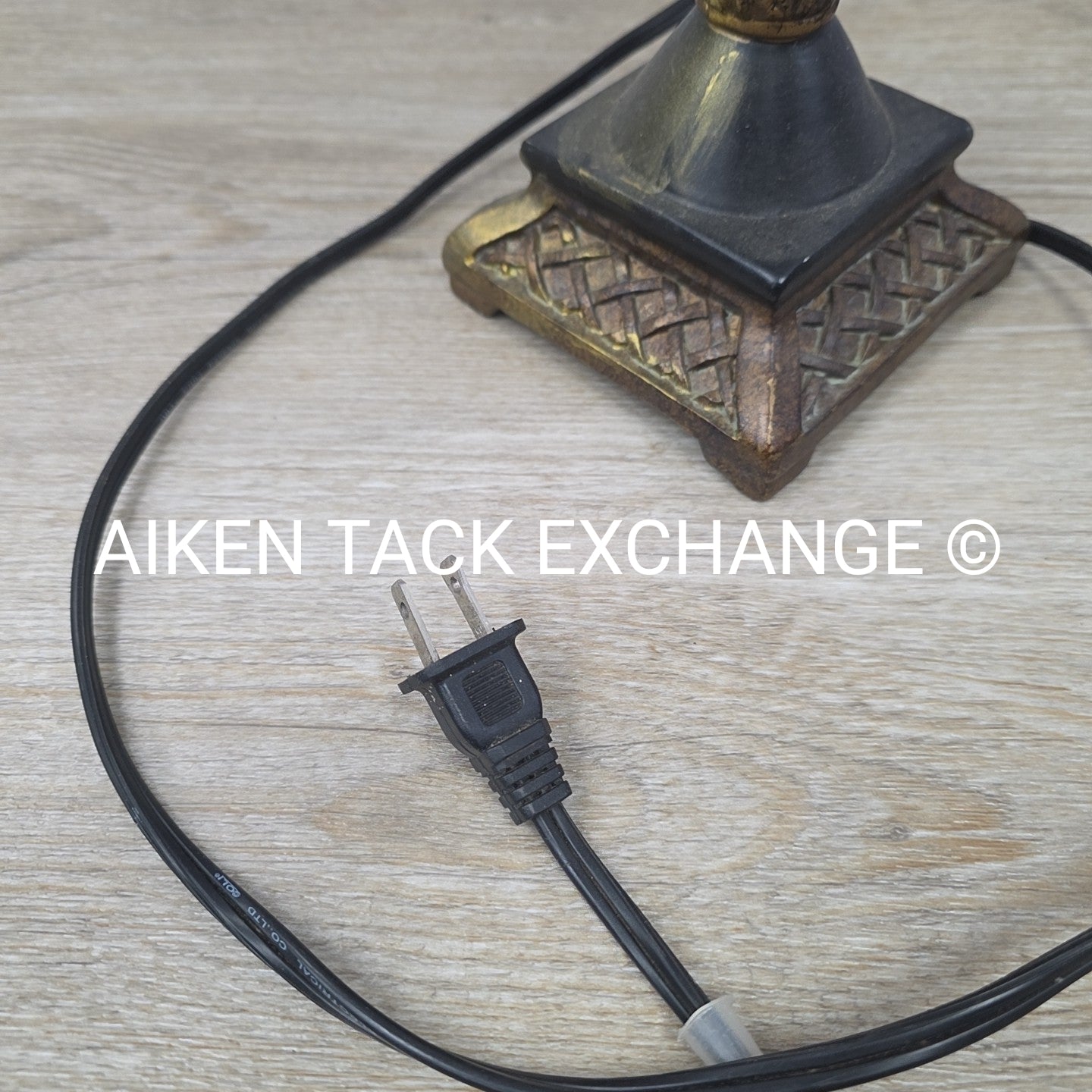 Tall Lamp with Foxhunting Scene