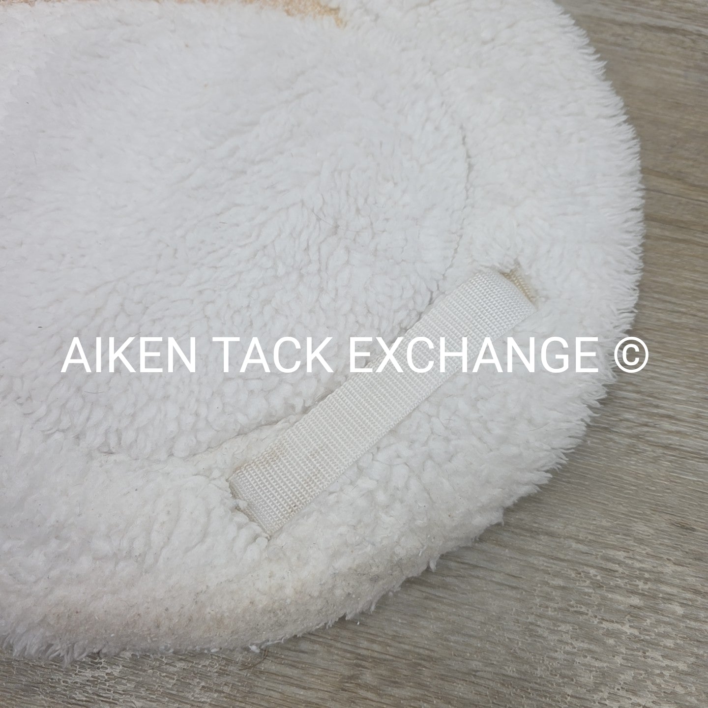 Success Equestrian Deluxe Hunter Pad, Size Medium (16" x 16.5")