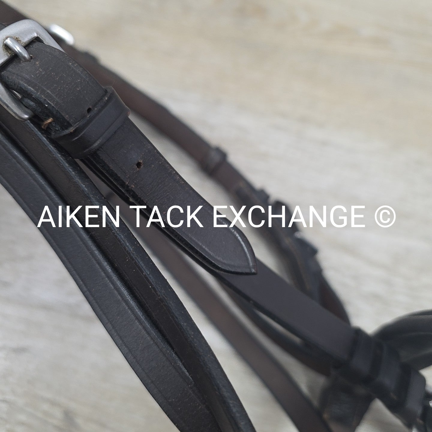 English Bridle with Clincher Noseband, No Flash Strap, No Reins, Brown, Size Cob