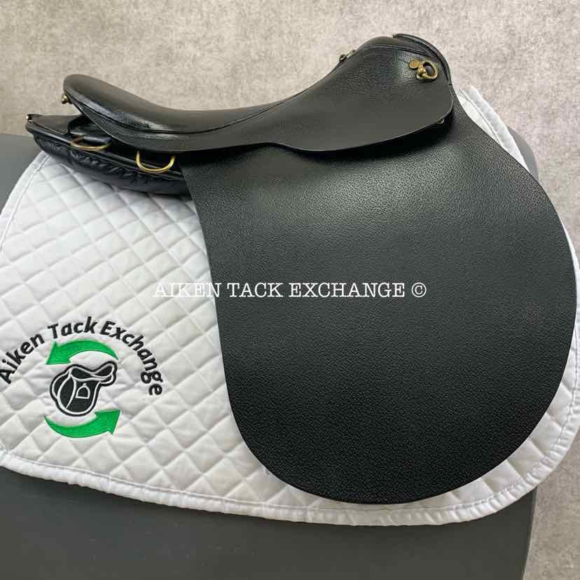 BT Crump Icelandic Saddle, 17.5" Seat, Narrow Tree, Wool Flocked Panels