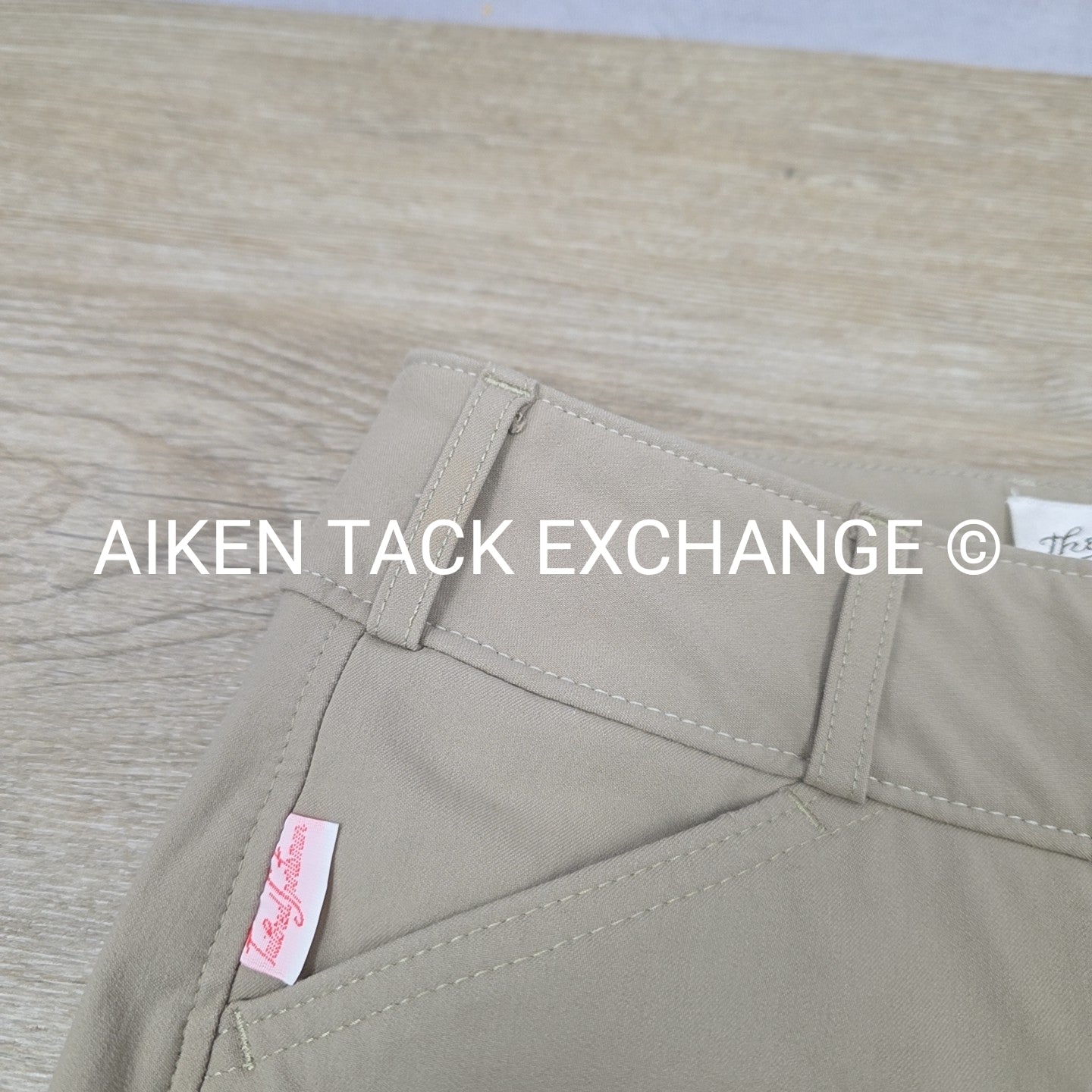 Tailored Sportsman Trophy Hunter Knee Patch Breeches, Size 28