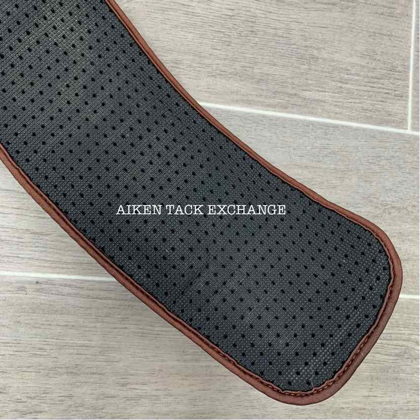 Professional's Choice Contoured Monoflap Girth 30"