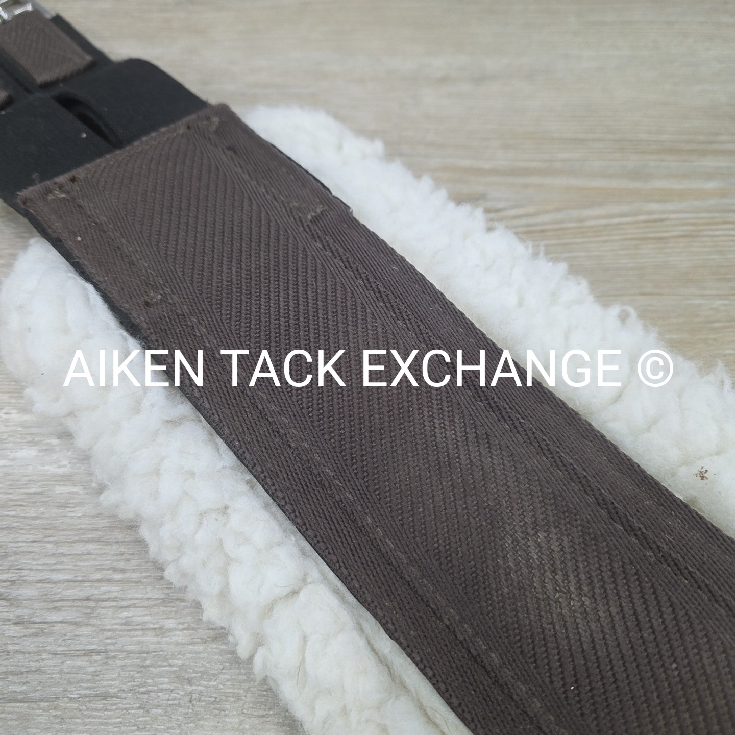 Oaklyn Removable Fleece Double End Elastic Girth, Brown, Size 40"
