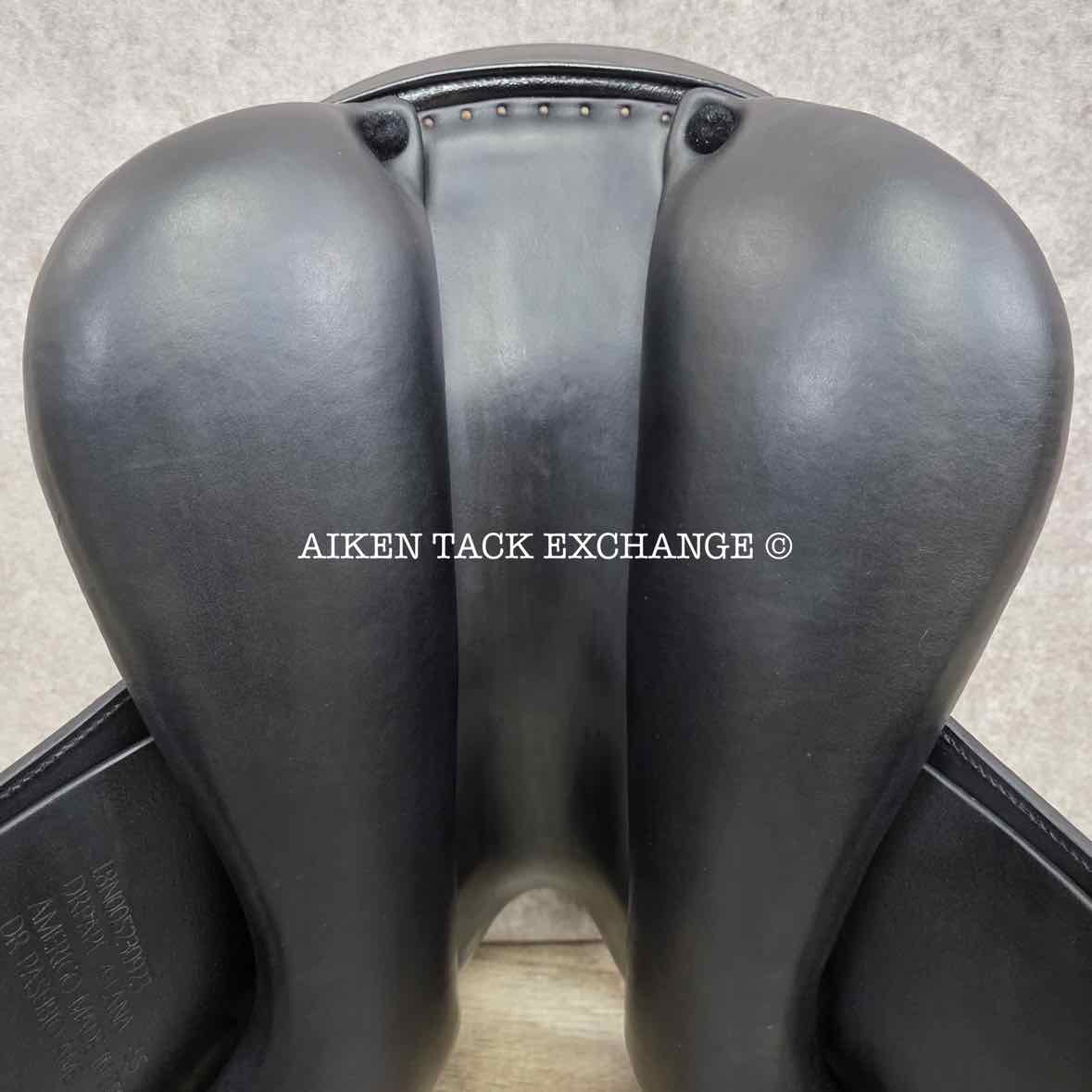 2023 Amerigo Pasubio Pinerolo Dressage Saddle, 18" Seat, Medium Tree, Wool Flocked Panels