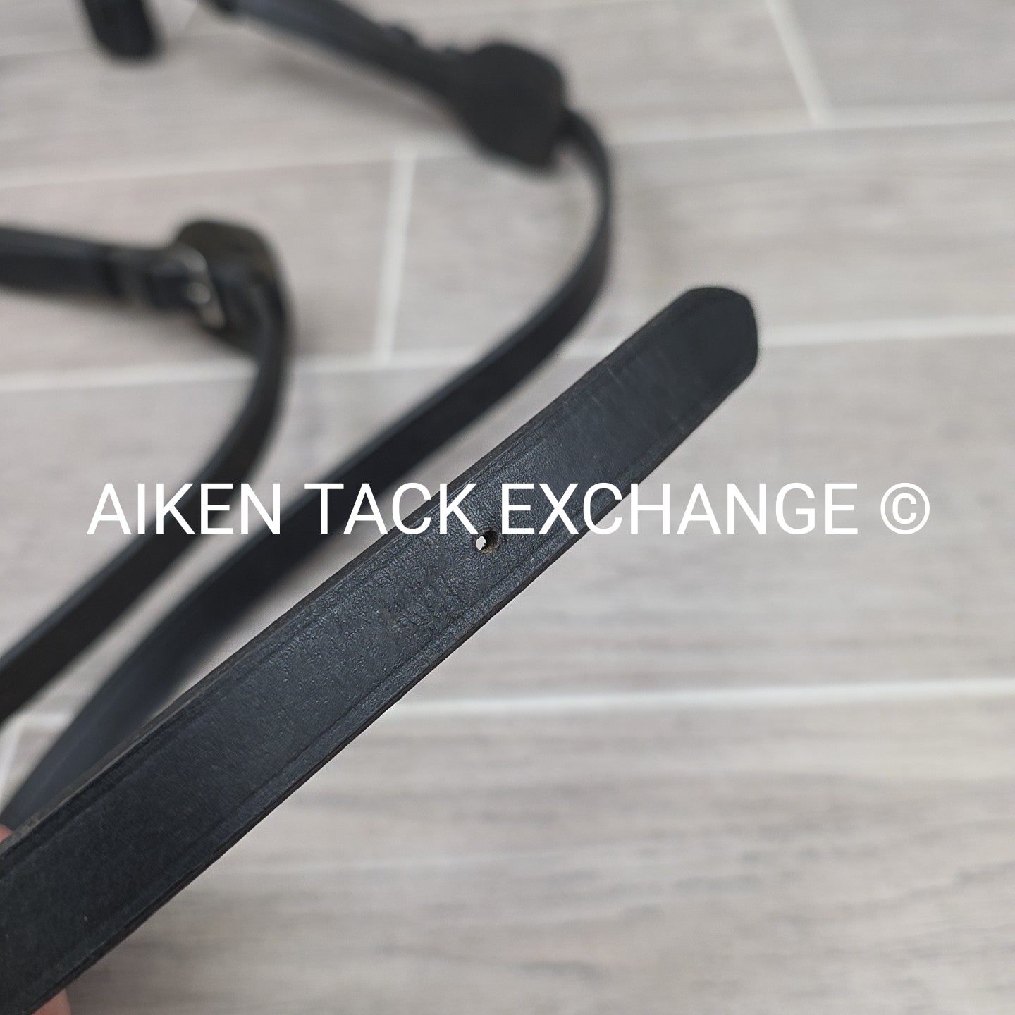 Correct Connect Aaron Vale Reins with 3 Padded Hand Grips, Black, Size Full