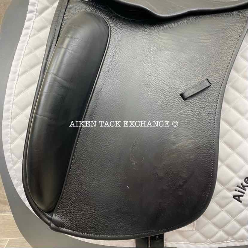 2009 County Perfection Dressage Saddle, 17" Seat, Forward Flap, Medium Tree, Wool Flocked Panels