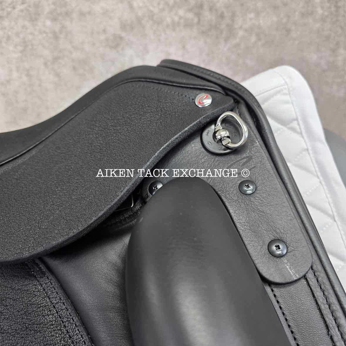 2025 Custom Saddlery Wolfgang Constanze 2 Monoflap Dressage Saddle, 17.5" Seat, Adjustable Tree, Wool Flocked Panels