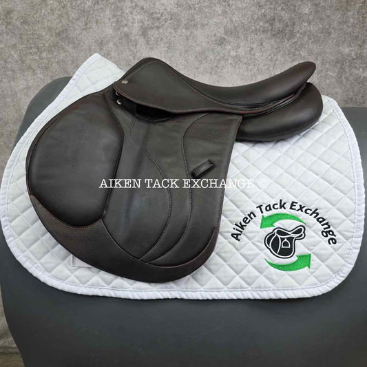 2021 Devoucoux Biarritz S Close Contact Jump Saddle, 16.5" Seat, 2A Flap, M/MW Tree, D3D Panels
