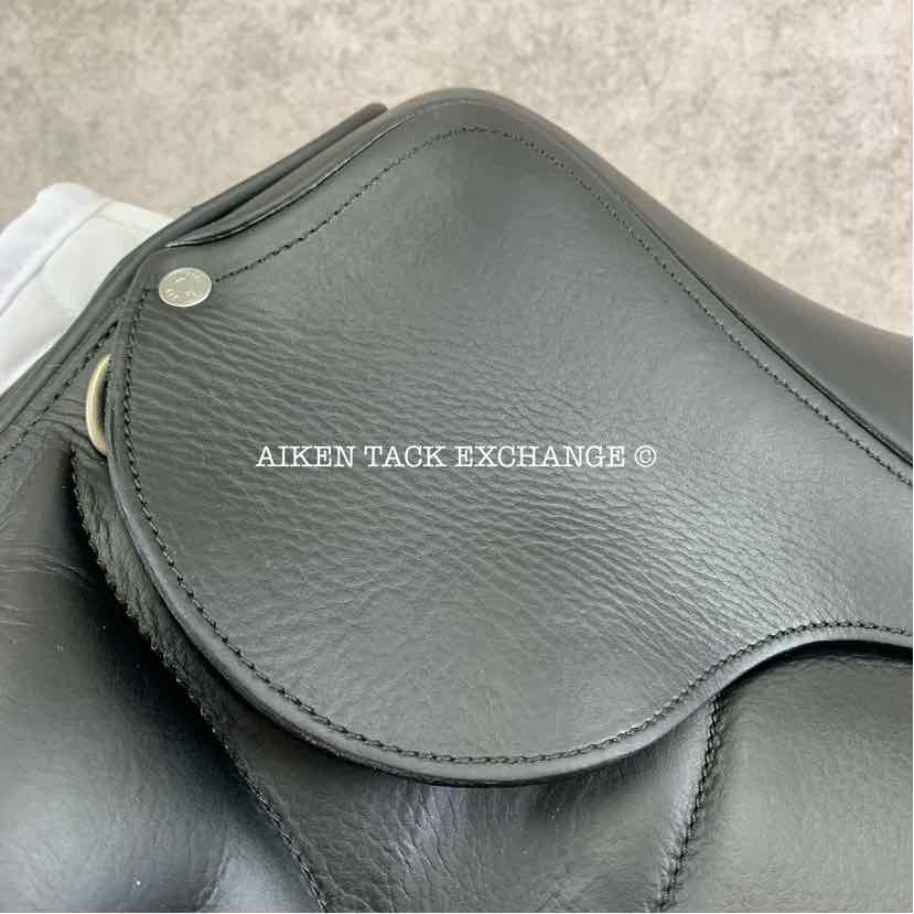 **SOLD** 2014 Antares Cadence Monoflap Dressage Saddle, 17.5" Seat, 1N Flap - Short, Medium Wide Tree, Foam Panels, Buffalo Leather