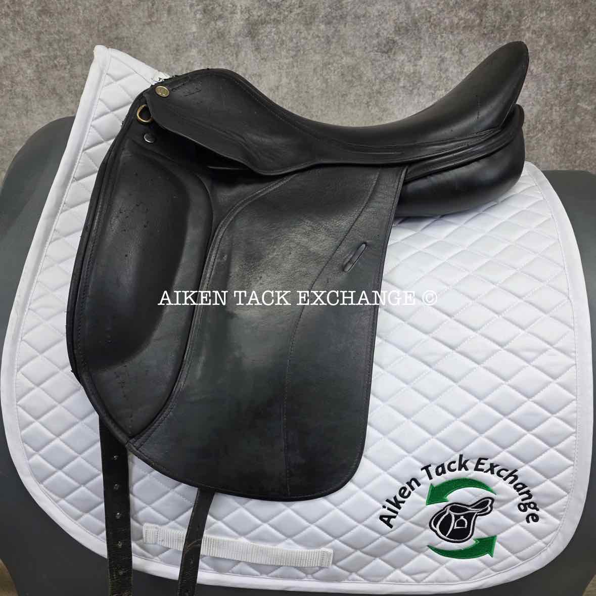 **SOLD** Warendorf Monoflap Dressage Saddle, 18" Seat, Short Flap, Medium Tree, Wool