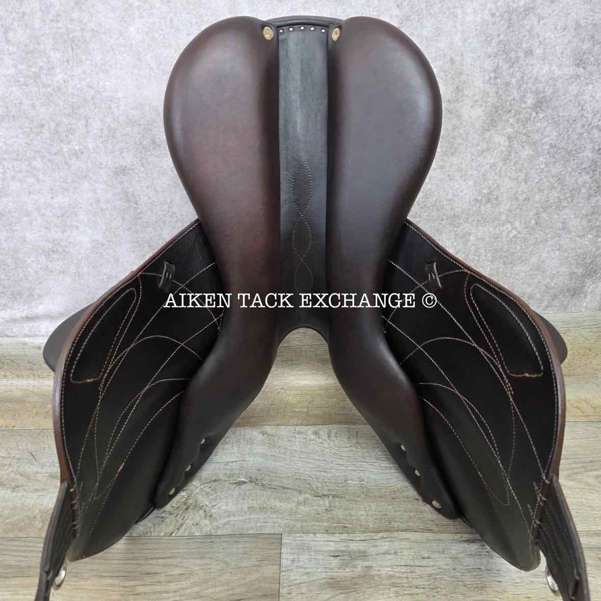 2018 Antares Evolution Monoflap Jump Saddle, 18" Seat, 2AAB Flap, M/MW Tree, Foam Panels, Full Buffalo Leather