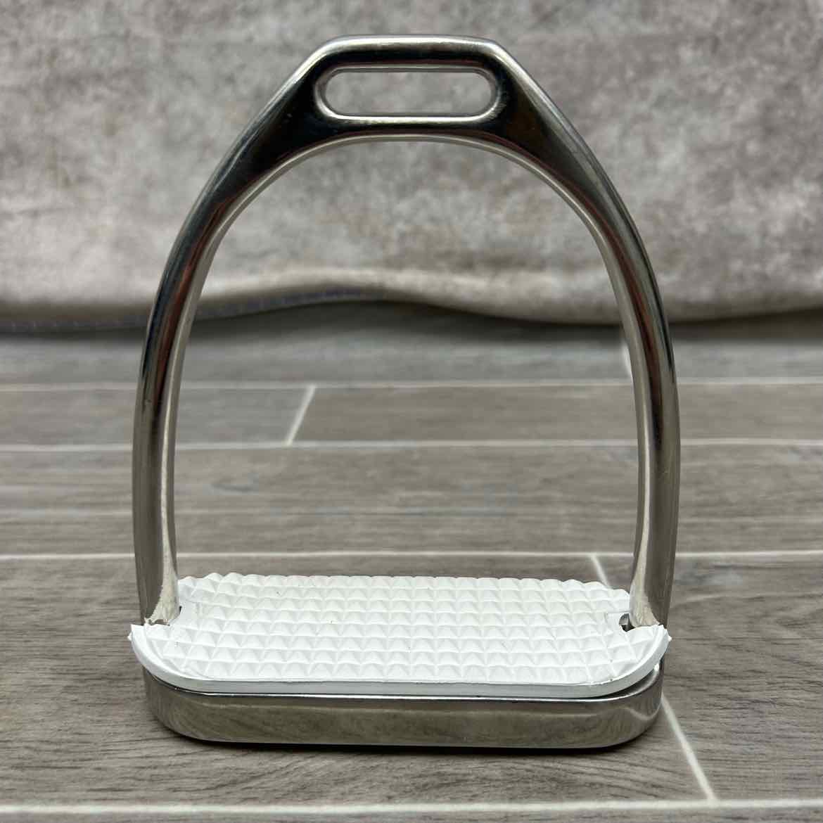 Fillis Stirrup Irons 4.5"
