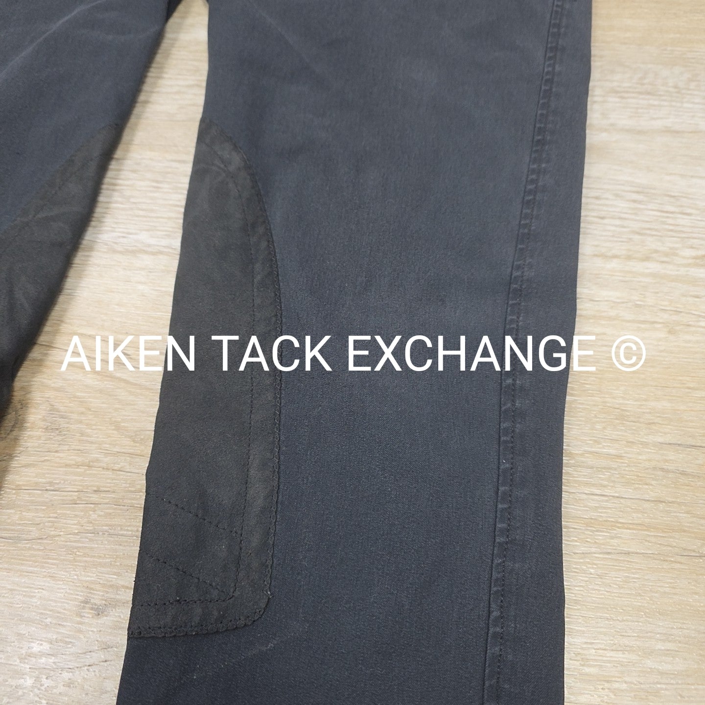 Tailored Sportsman Trophy Hunter Knee Patch Breeches, Size 36