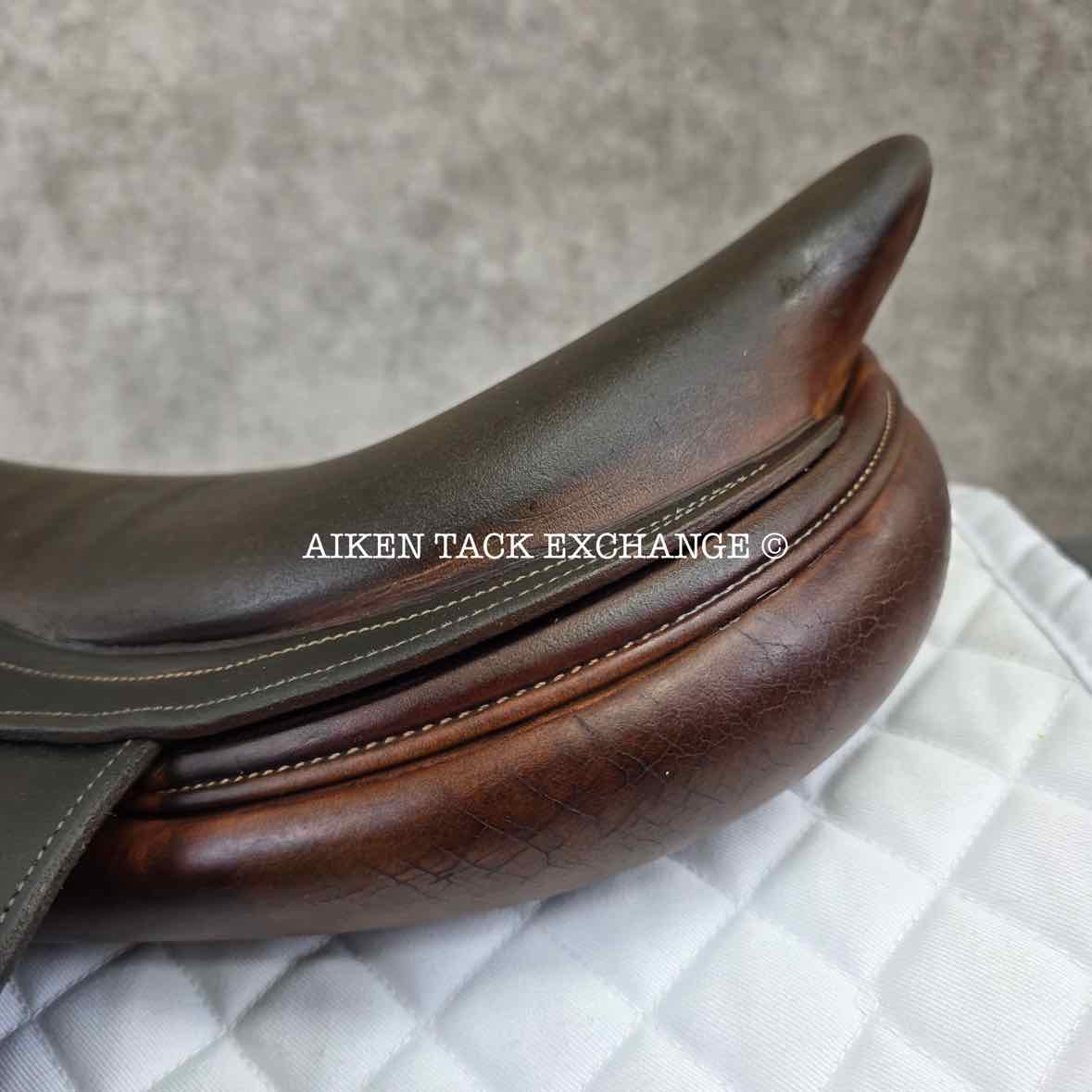 1998 PJ by Bruno Delgrange Close Contact Jump Saddle, 17.5" Seat, 4L Flap, Medium Tree, Foam Panels