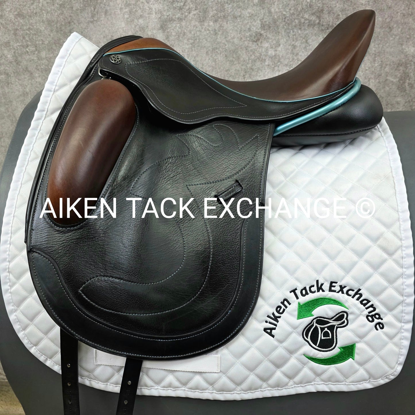 2019 Trilogy Allegiance Monoflap Dressage Saddle, 18" Seat, Medium Wide Tree, Wool Flocked Panels