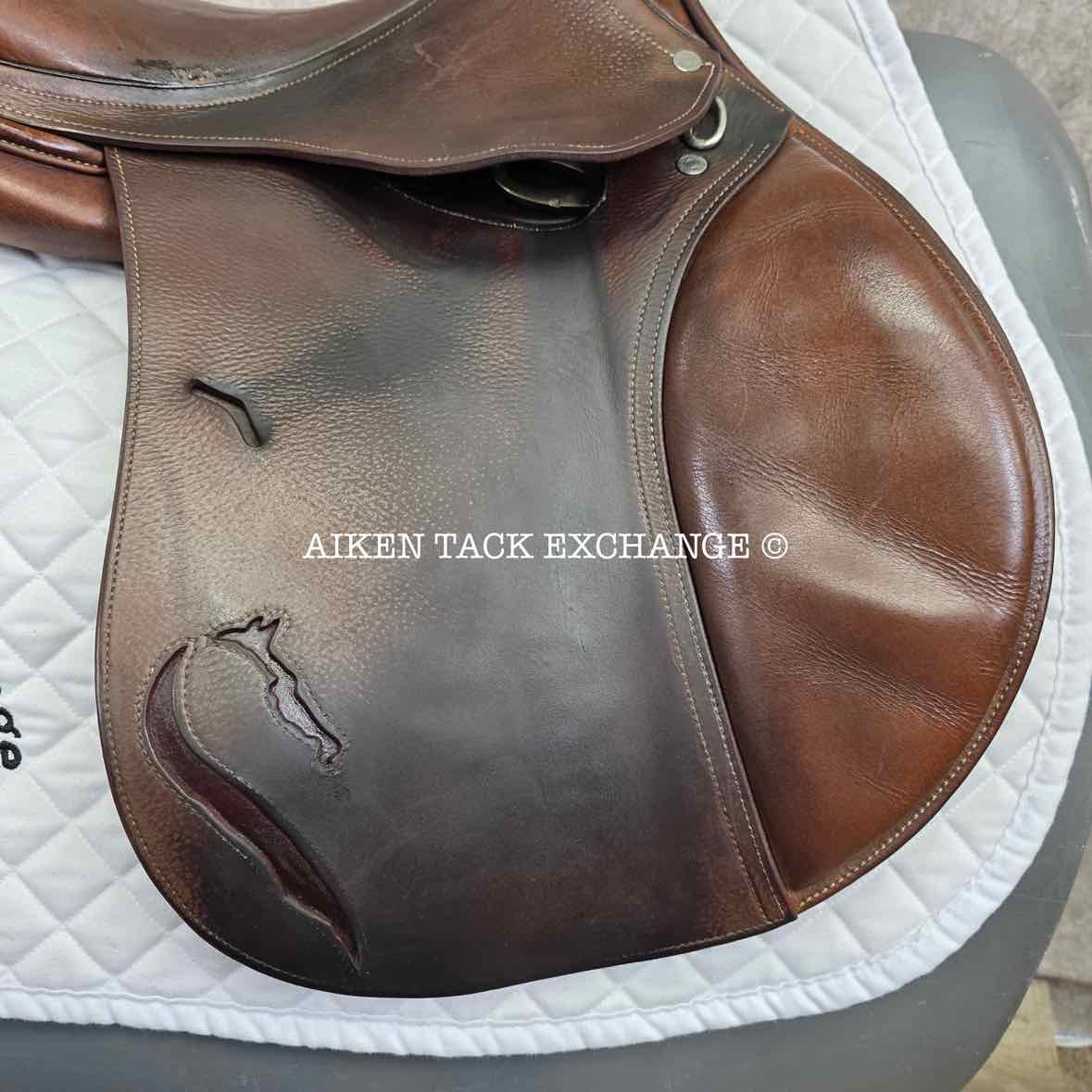 2012 Antares Comfort Close Contact Jump Saddle, 17" Seat, 2N Flap, Medium Wide Tree, Foam Panels