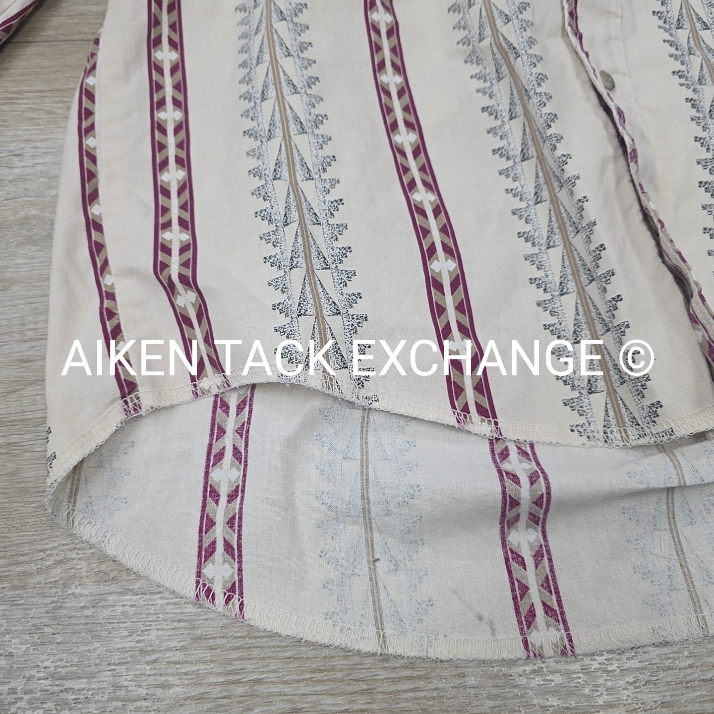 Wrangler X-Long Tails Button Up Shirt, Men's Medium