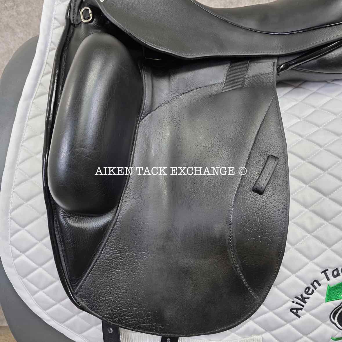 2014 Custom Saddlery Icon Star Monoflap Dressage Saddle, 18" Seat, Adjustable Tree, Wool Flocked Panels
