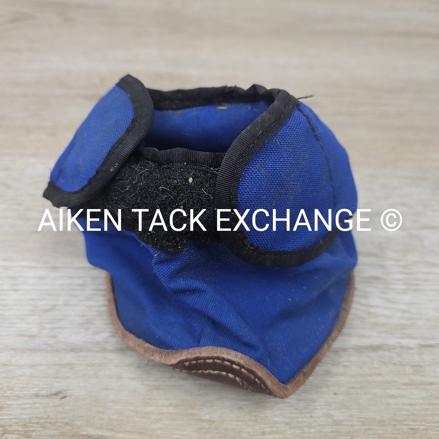 Bluegrass Animal Products Deluxe Equine Slipper, Size Medium