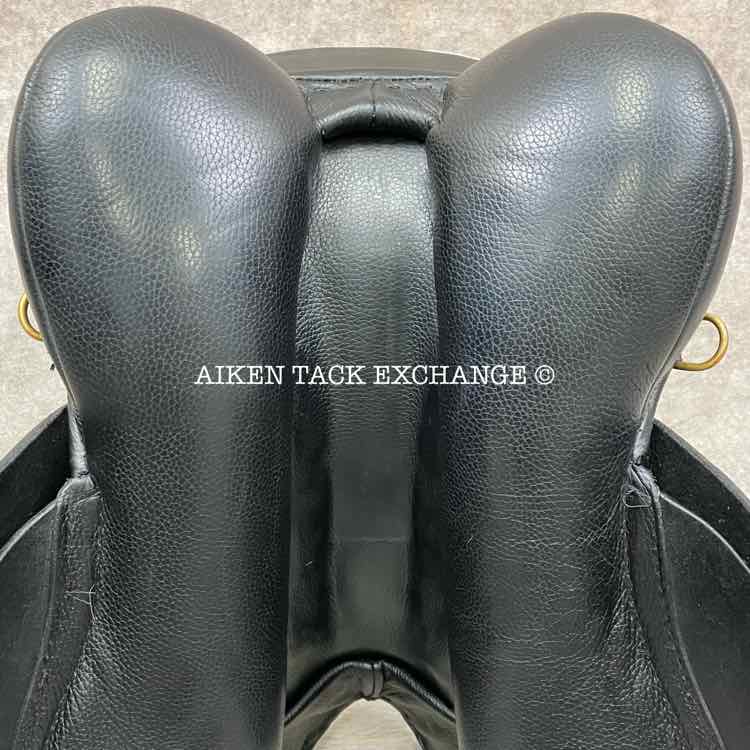 **SOLD** 2014 JRD Alvina Dressage Saddle, 18" Seat, Short Flap, Wide Tree, Wool Flocked Panels