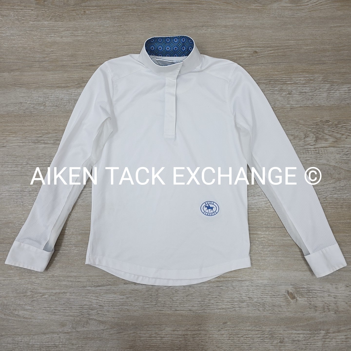 Essex Classics Talent Yarn Long Sleeve Sun Shirt Show Shirt, Size Medium