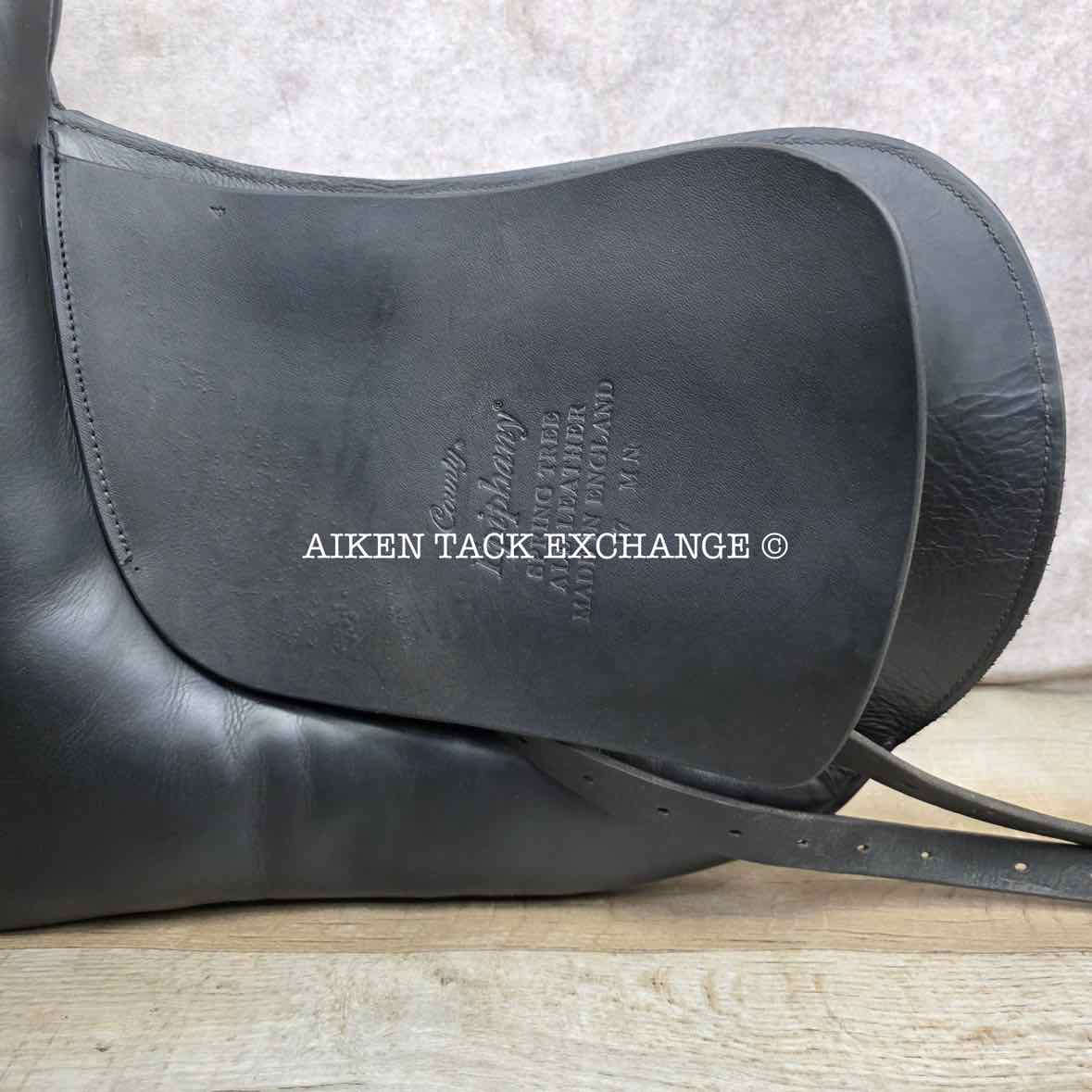 **SOLD** 2018 County Epiphany Monoflap Dressage Saddle, 17" Seat, Medium Narrow Tree, Wool Flocked Panels