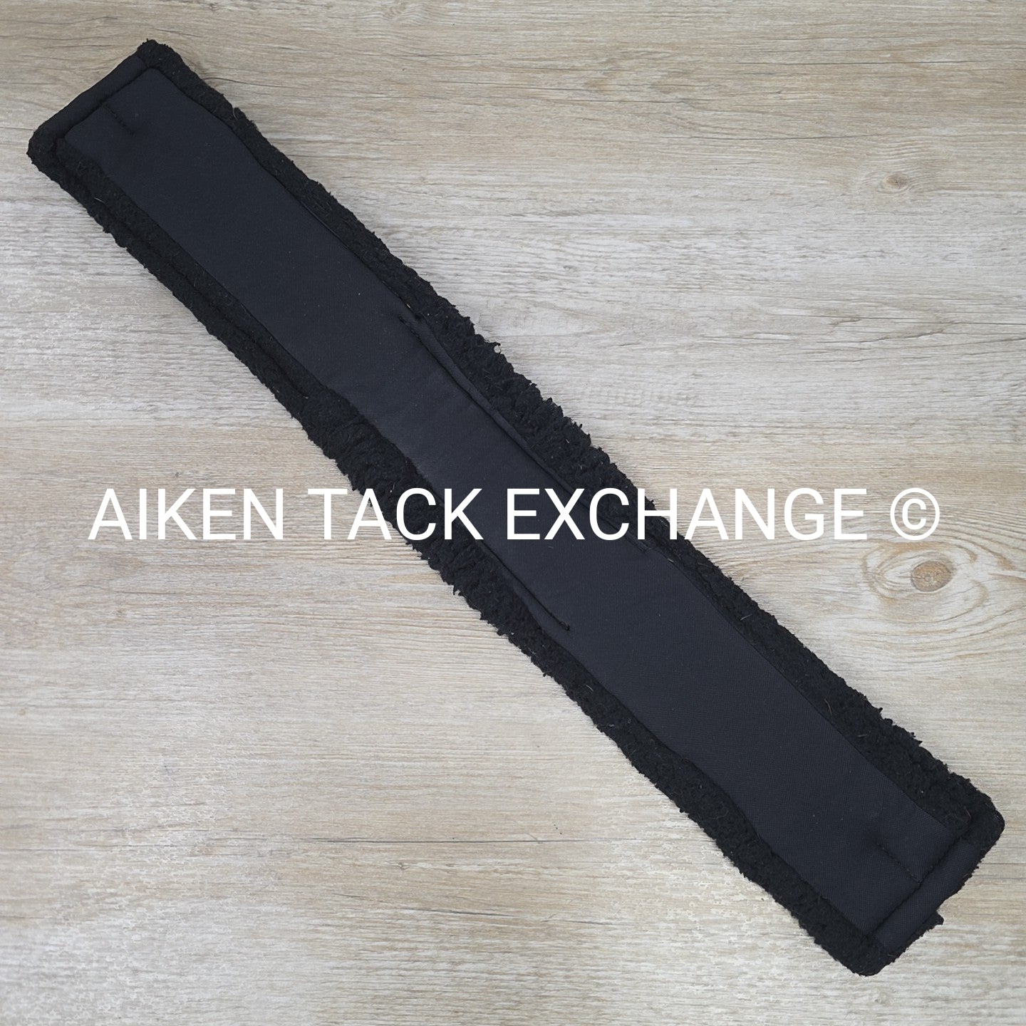 Lettia CoolMax Dressage Girth, Black, 26"