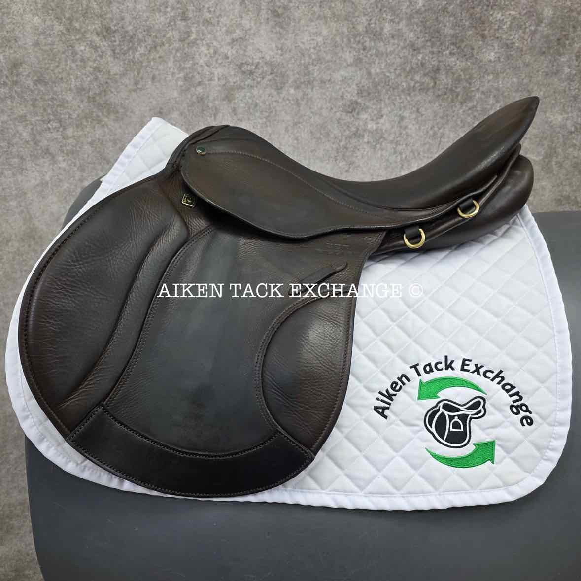 2007 Stubben Roxane Deluxe Jump Saddle, 18.5" Seat, 32cm Tree - Wide Tree, Wool Flocked Panels