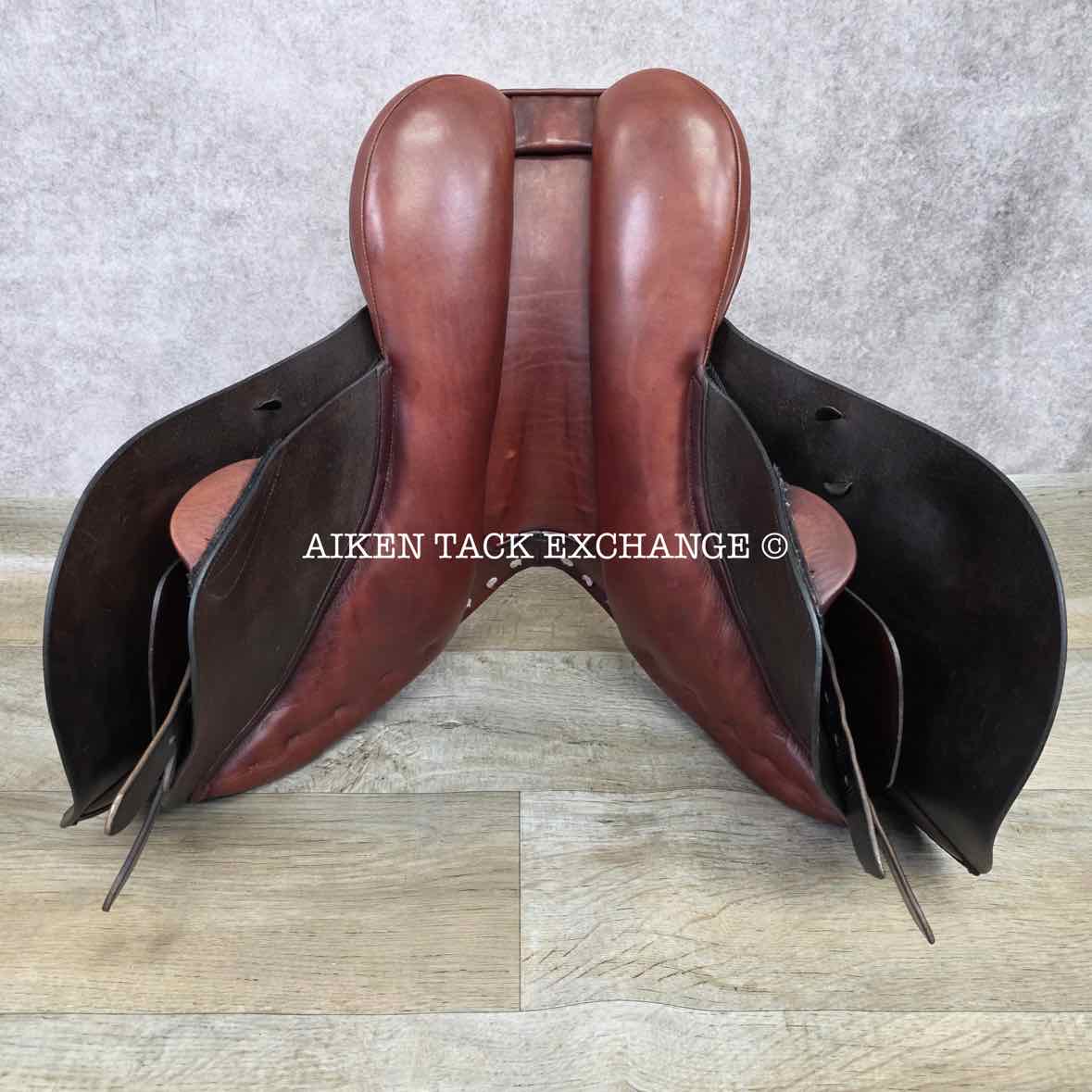 **SOLD** Balance by Frank Baines Jump Saddle, 17" Seat, X-Wide Hoop Tree, Wool Flocked Panels