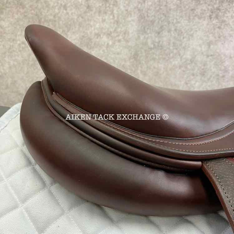 2012 CWD SE02 Close Contact Jump Saddle, 17" Seat, 2C Flap, Medium Tree, Foam Panels, Full Buffalo Leather