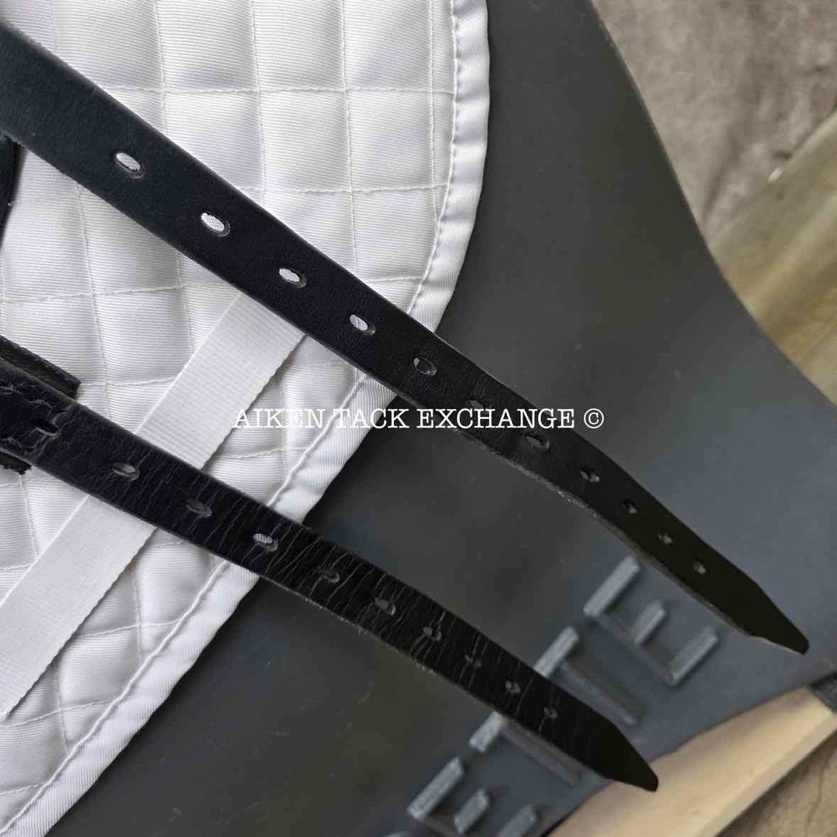 2008 Prestige Doge Dressage Saddle, 17" Seat, 33 Tree - M/MW, Wool Flocked Panels