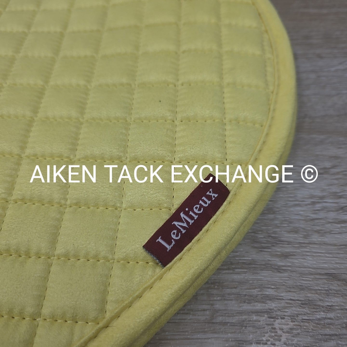 LeMieux Close Contact Square Saddle Pad, Large