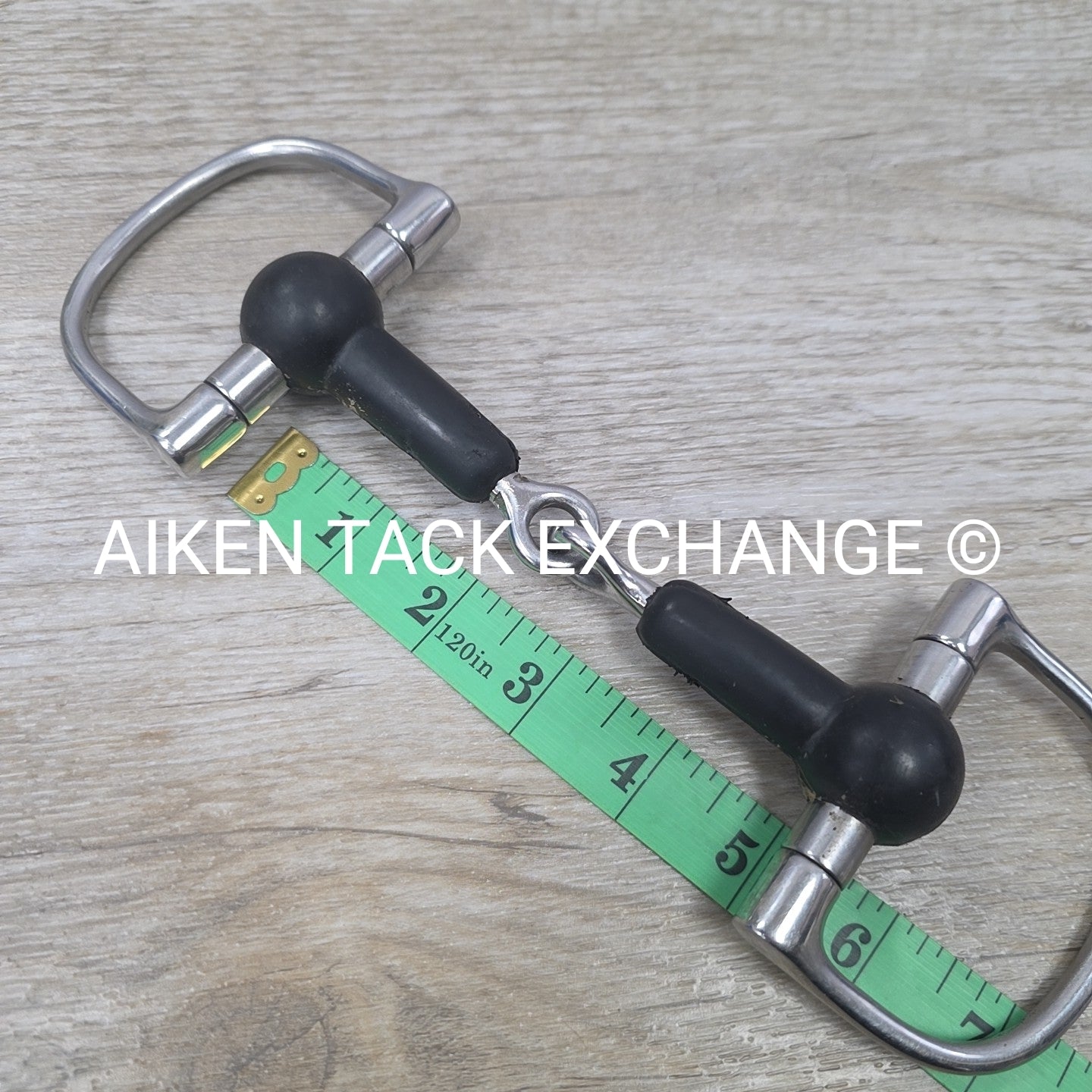 Single Joint Rubber D Ring Bit 4.5" (Has Chew Marks)