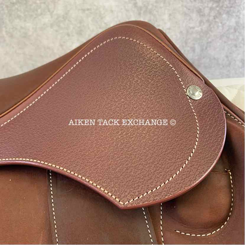 2023 Devoucoux Chiberta K Monoflap Jump Saddle, 16.5" Seat, 0KA Flap, Medium Tree, D3D Panels, Full Buffalo Leather